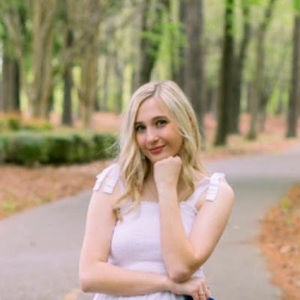 Meet your Posher, Lauren-ashley